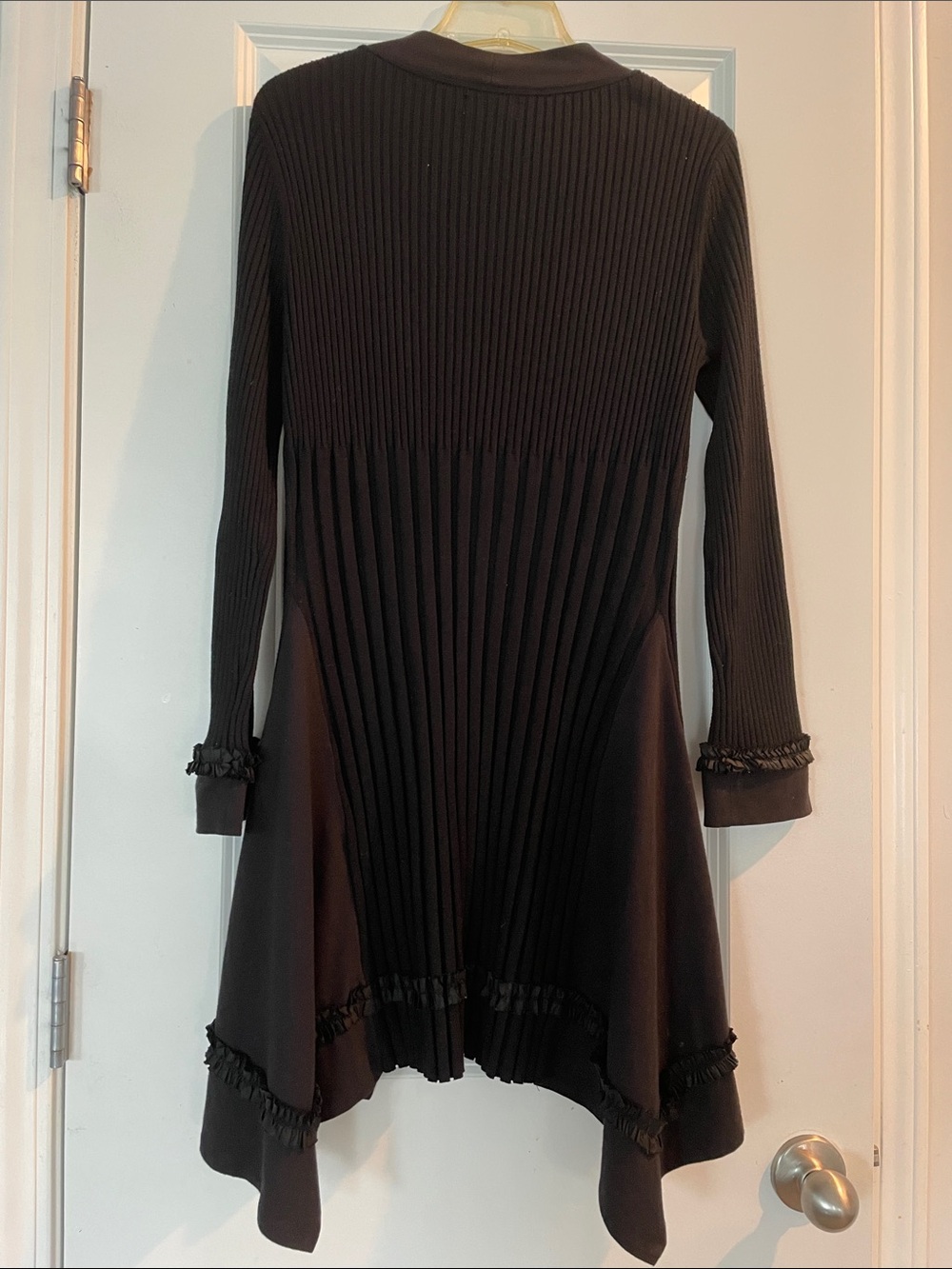 Per una Black Ribbed Knit DusterVest Size12 Whimsigoth Goth Ruffled Asymmetrical - Picture 13 of 13